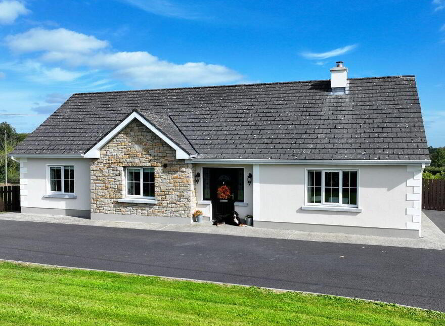 Beacon Hill, Cahanagh, Newtownforbes, N39F9T1
