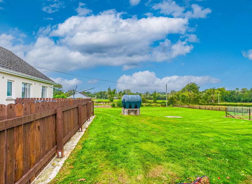Beacon Hill, Cahanagh, Newtownforbes, N39F9T1
