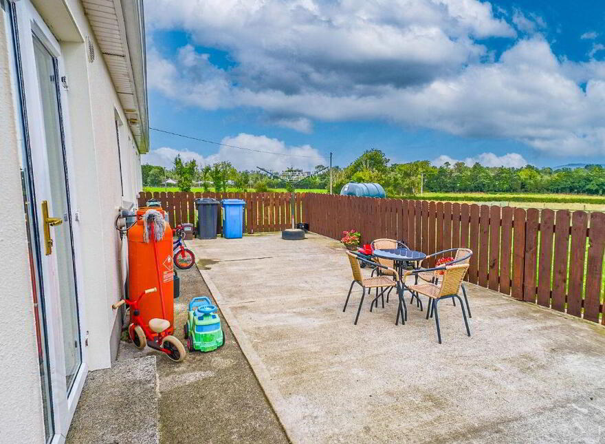 Beacon Hill, Cahanagh, Newtownforbes, N39F9T1