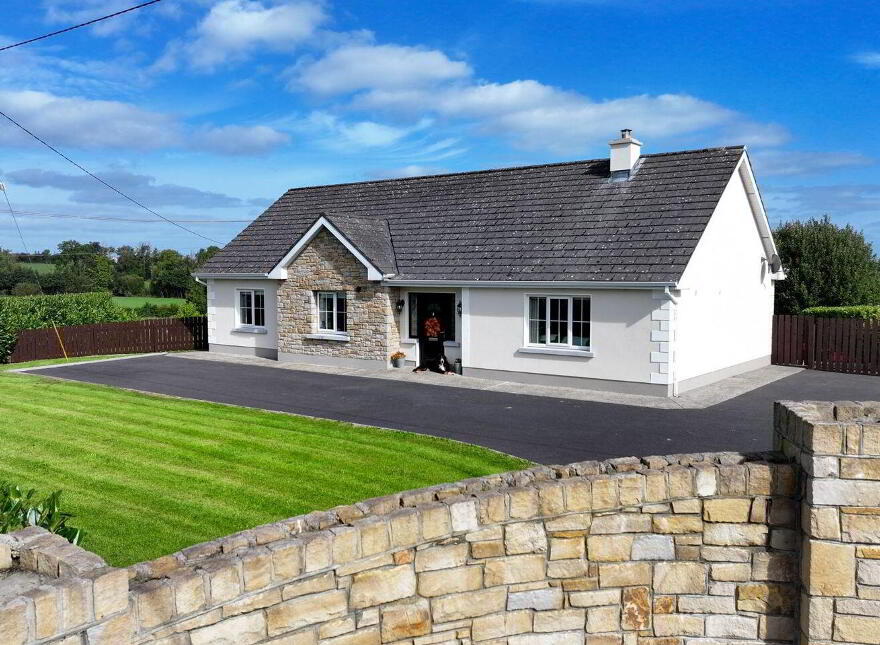 Beacon Hill, Cahanagh, Newtownforbes, N39F9T1