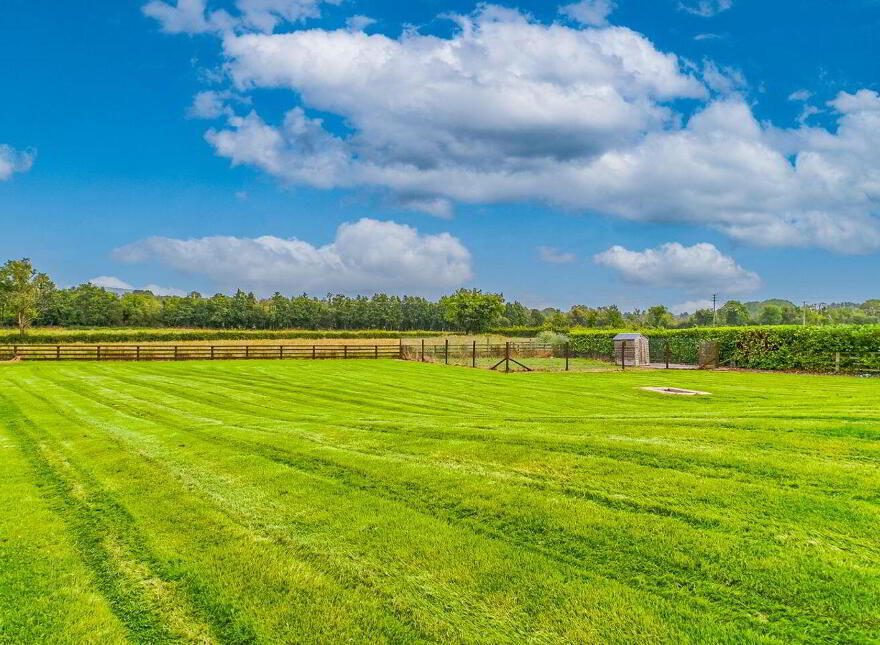 Beacon Hill, Cahanagh, Newtownforbes, N39F9T1