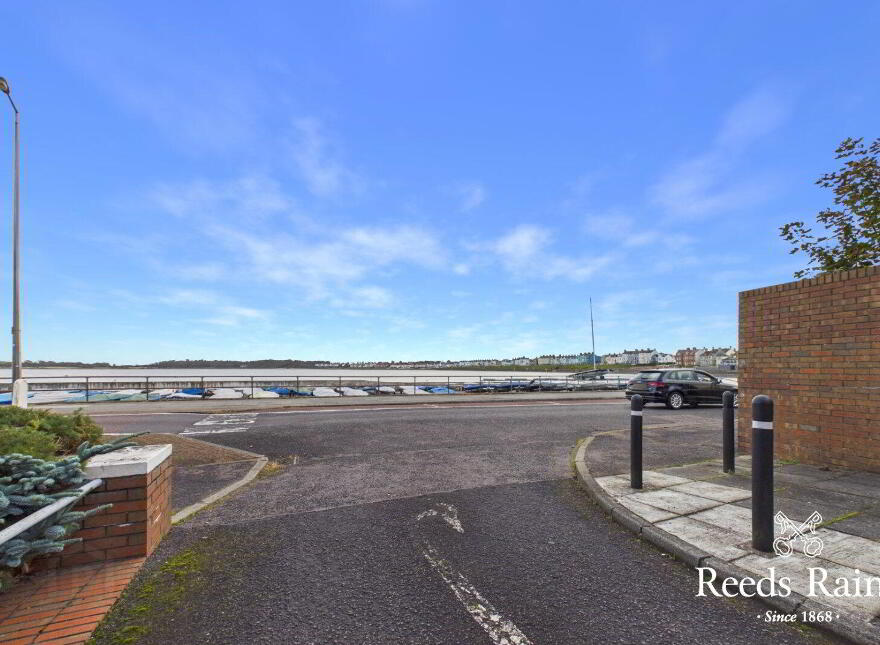 17 The Bay, Seacliff Road, Bangor, BT20 5HD