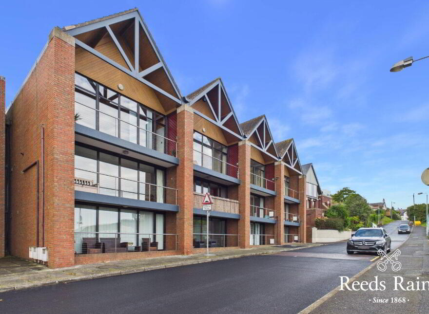 17 The Bay, Seacliff Road, Bangor, BT20 5HD