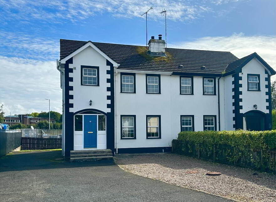 31 Derramore Heights, Magherafelt, BT45 5RX photo