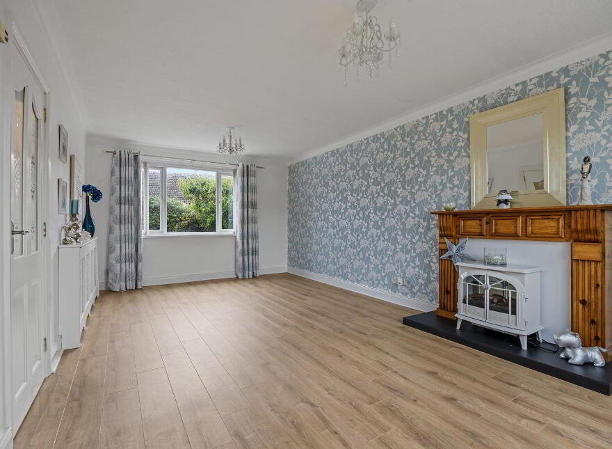 25 Towerview Crescent, Bangor, BT19 6BA