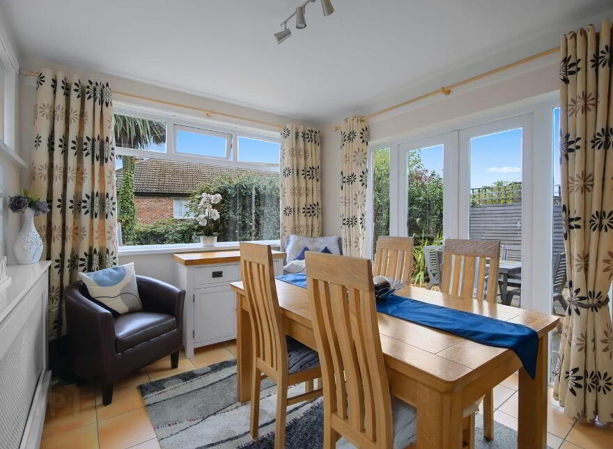 25 Towerview Crescent, Bangor, BT19 6BA