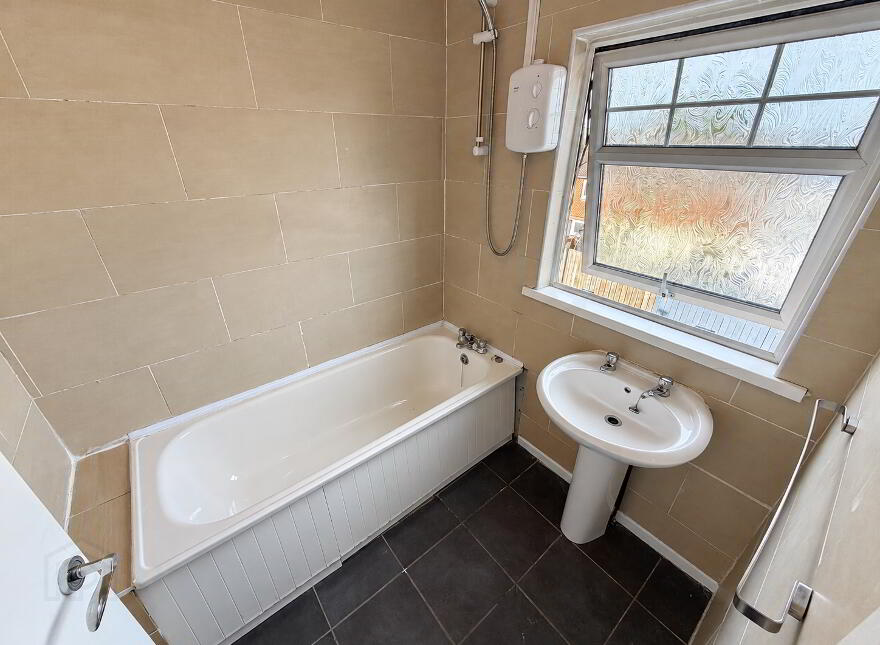 147 Lincoln Court, Waterside, L’derry, BT47 5NX