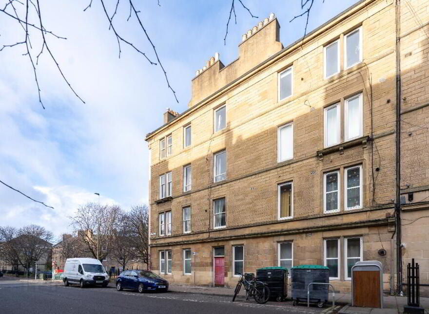 132 Albert Street, Easter Road, Edinburgh, EH7 5LT
