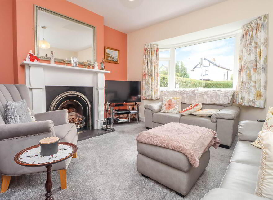 11 Grand Prix Park, Dundonald, Belfast, BT16 2BD