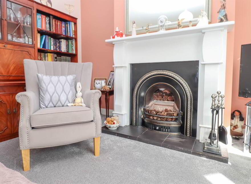 11 Grand Prix Park, Dundonald, Belfast, BT16 2BD