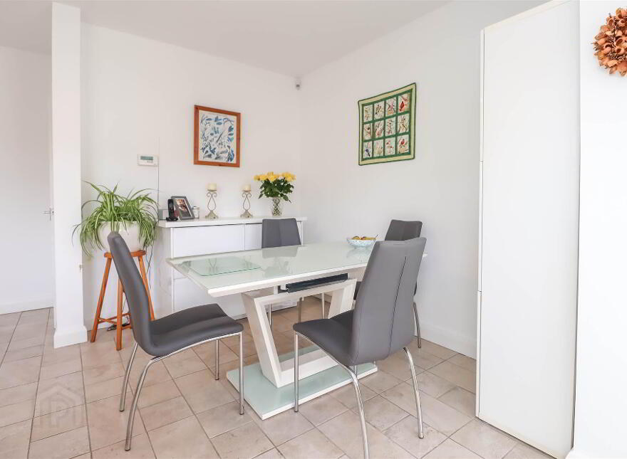 11 Grand Prix Park, Dundonald, Belfast, BT16 2BD