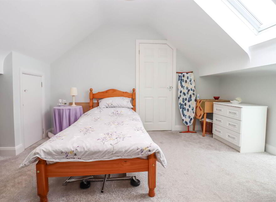 11 Grand Prix Park, Dundonald, Belfast, BT16 2BD