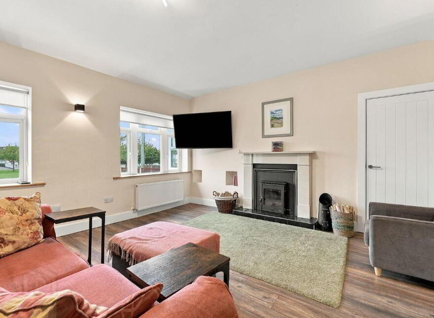 37 Baskin Cottages, Baskin Lane, Kinsaley, Kinsealy, K67D2T8