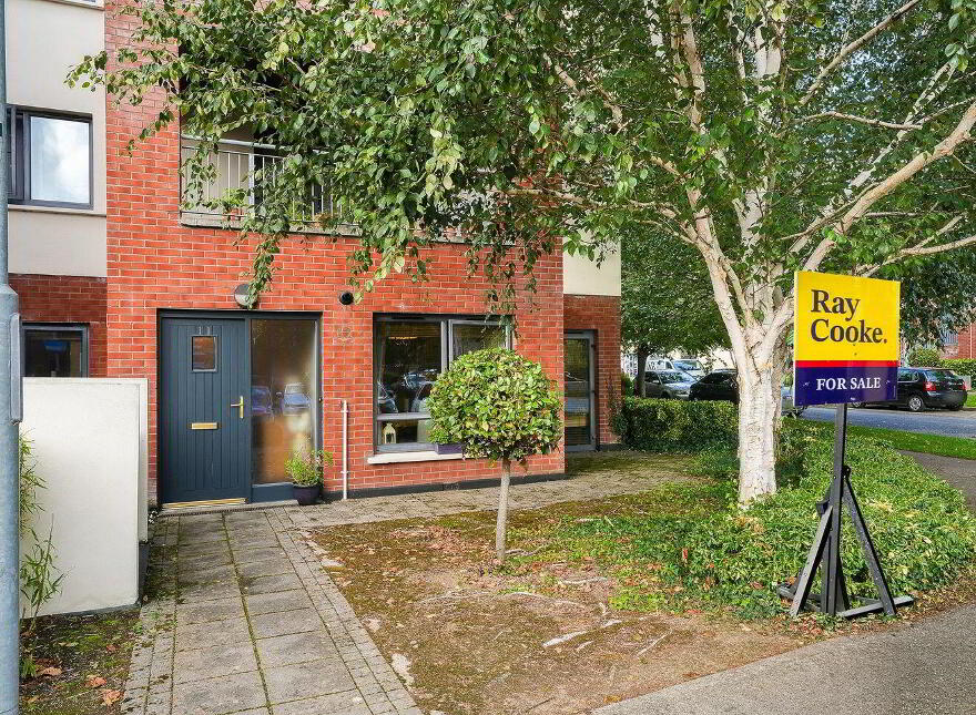 11 Rosse Court Terrace, Lucan photo
