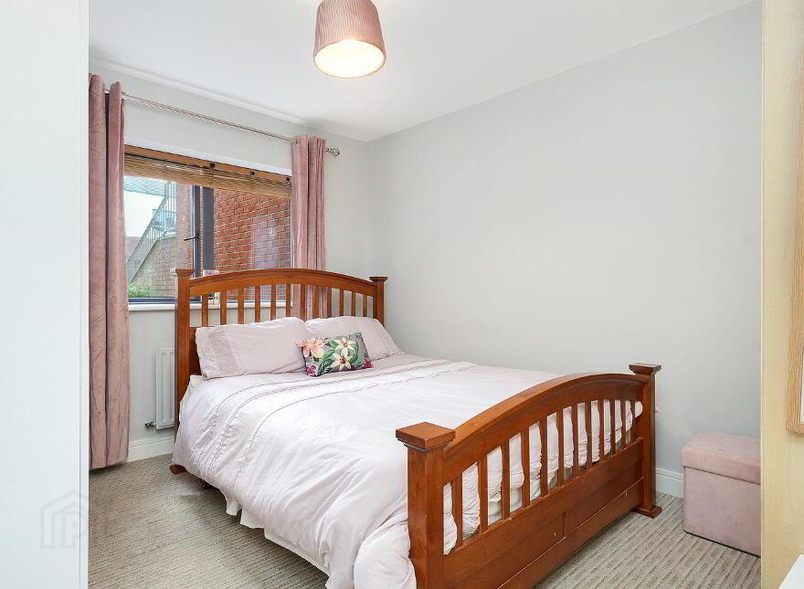 11 Rosse Court Terrace, Lucan