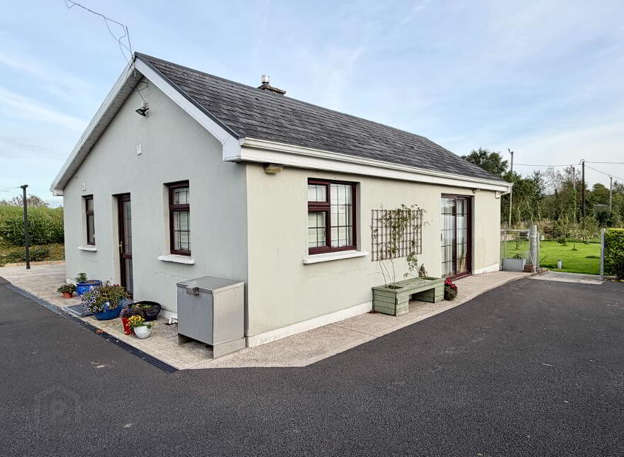 Castleharrisson, Ballyhea, Charleville, P56DE44