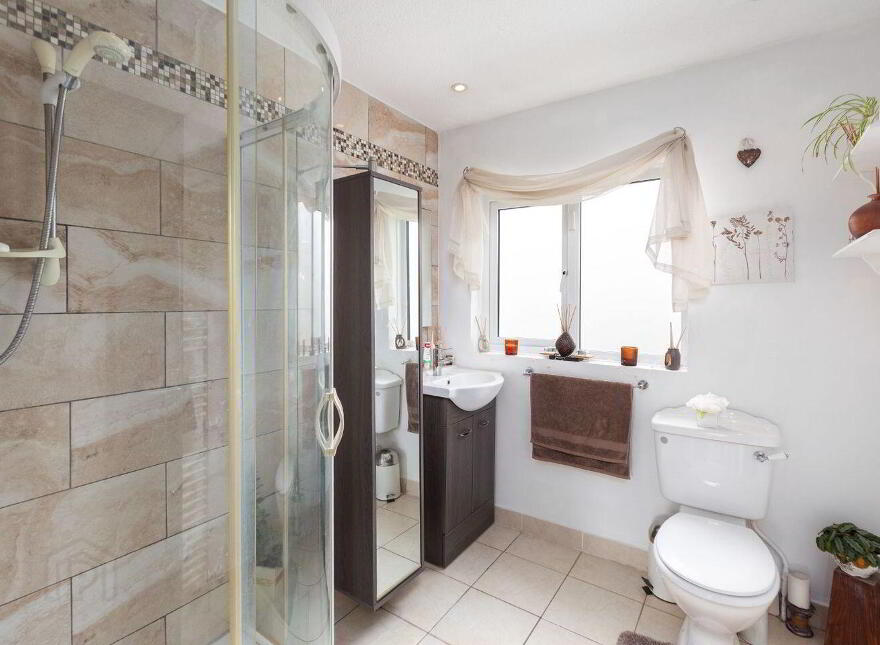 73 Broadford Drive, Ballinteer, D16HY45