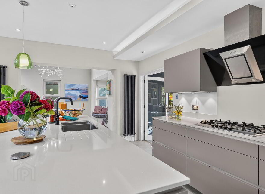 44 Shandon Drive, Ballyholme, Bangor, BT20 5HR