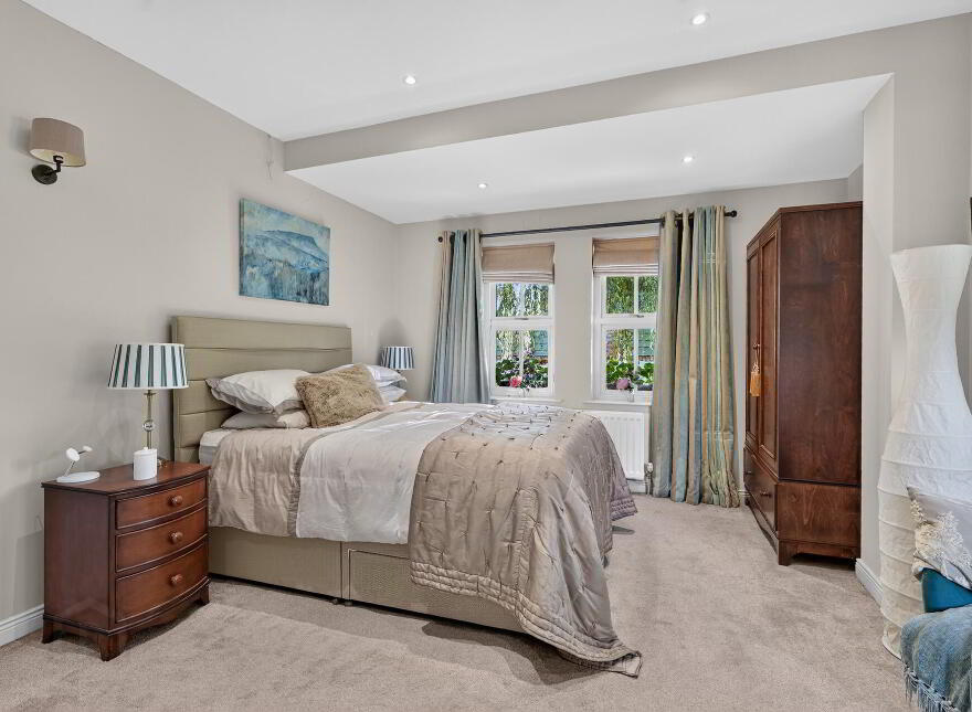 44 Shandon Drive, Ballyholme, Bangor, BT20 5HR