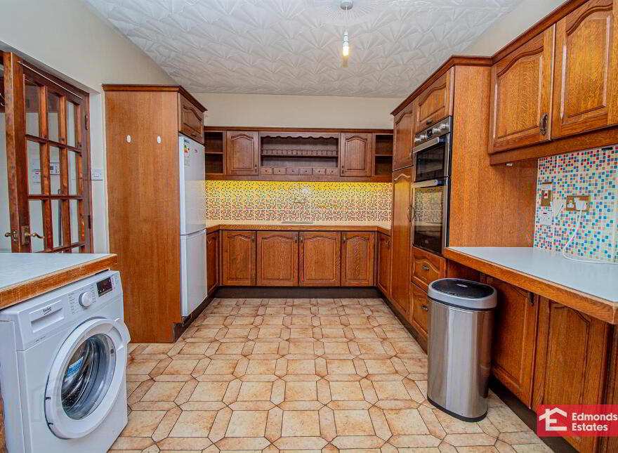 183 Raceview Road, Ballymena, BT42 4HY