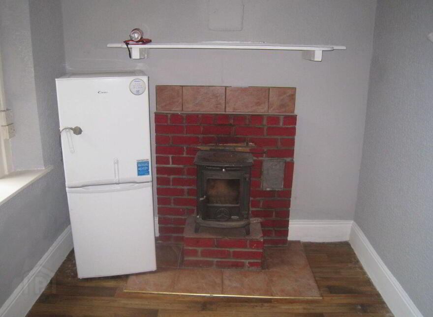 7 Pound Street, Edgeworthstown, N39E786