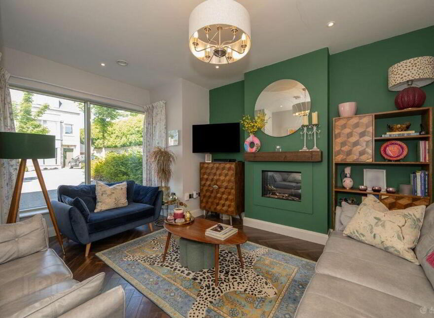 8 Aylesbury, Ballintemple, T12P5PT
