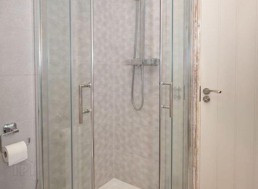 8 Aylesbury, Ballintemple, T12P5PT