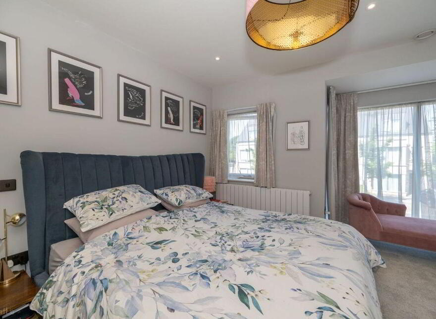 8 Aylesbury, Ballintemple, T12P5PT