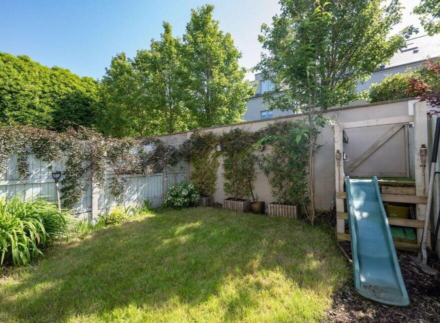 8 Aylesbury, Ballintemple, T12P5PT