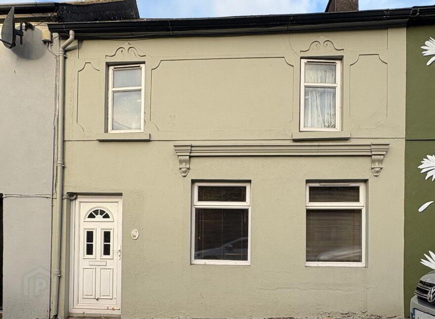 7 Lower Massytown, Macroom, P12Y981