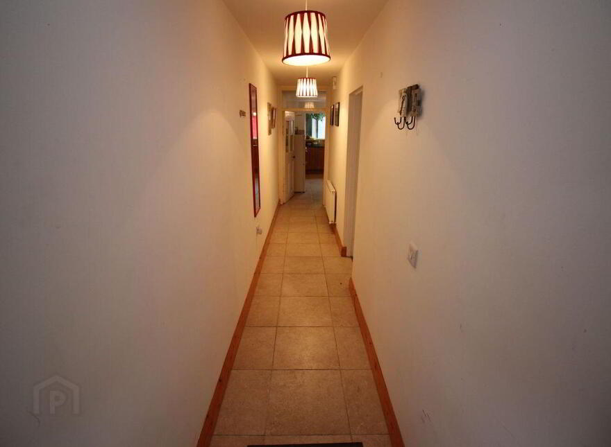 7 Lower Massytown, Macroom, P12Y981