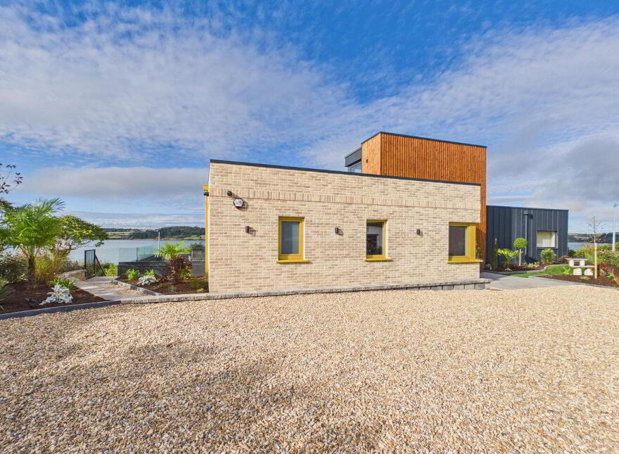 One Harbours Edge, Lower Aghada, Midleton, P25Y2Y1