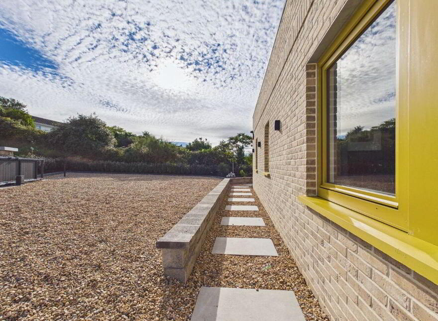 One Harbours Edge, Lower Aghada, Midleton, P25Y2Y1