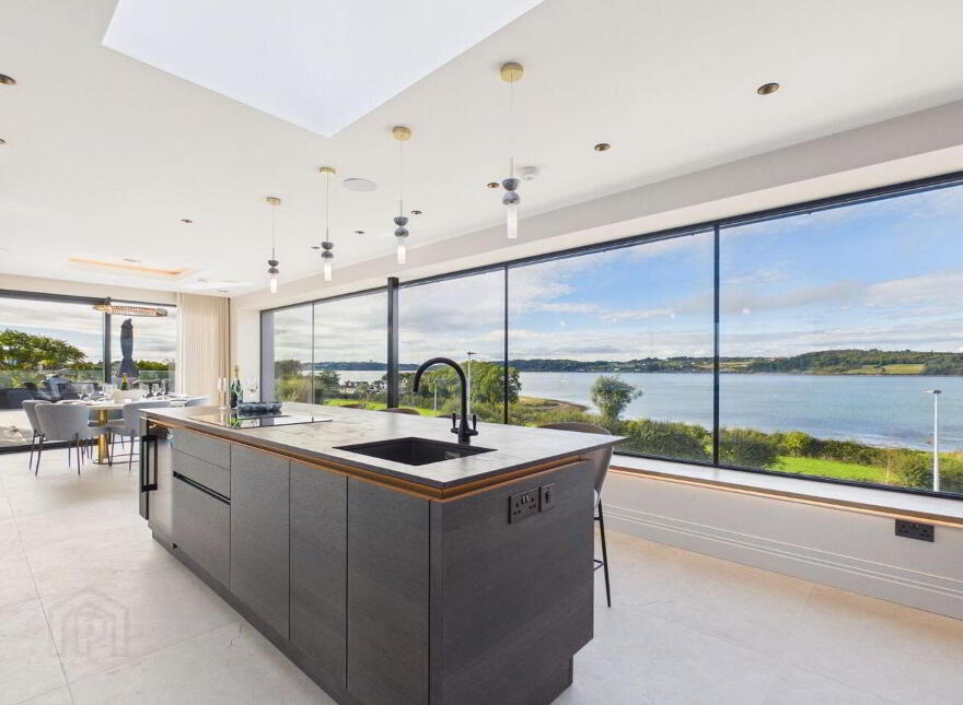 One Harbours Edge, Lower Aghada, Midleton, P25Y2Y1
