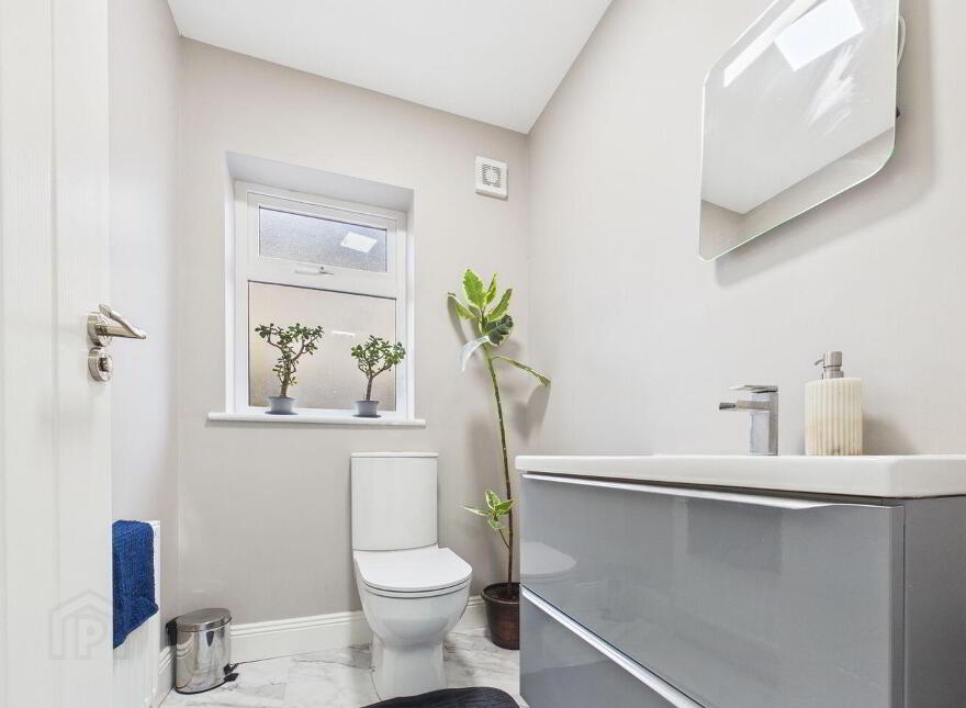 23 Abbeyfield, Ballaghaderreen, F45Y962
