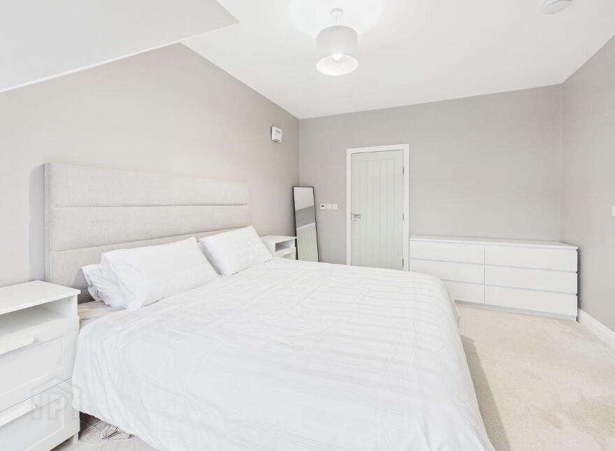 23 Abbeyfield, Ballaghaderreen, F45Y962