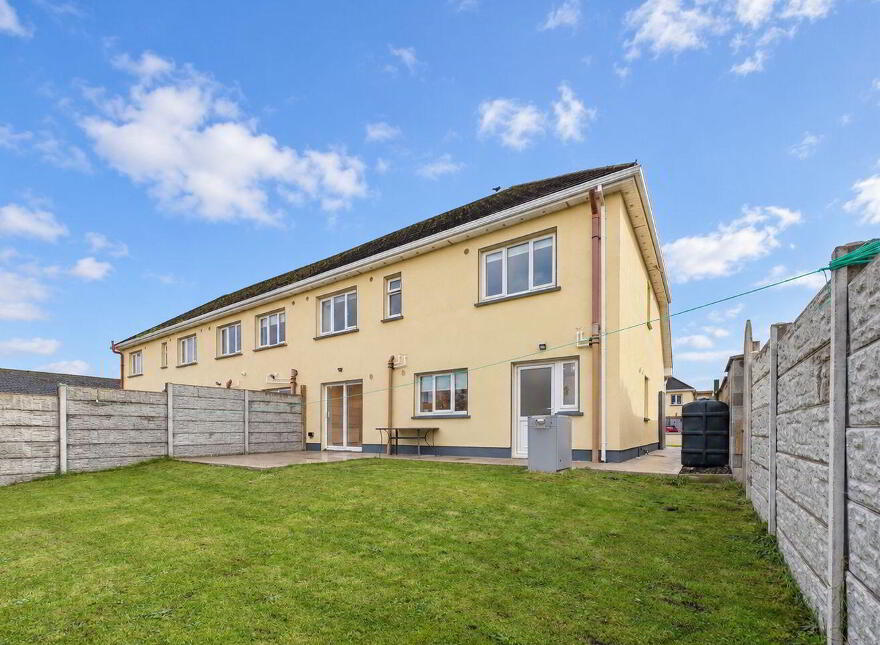 23 Abbeyfield, Ballaghaderreen, F45Y962