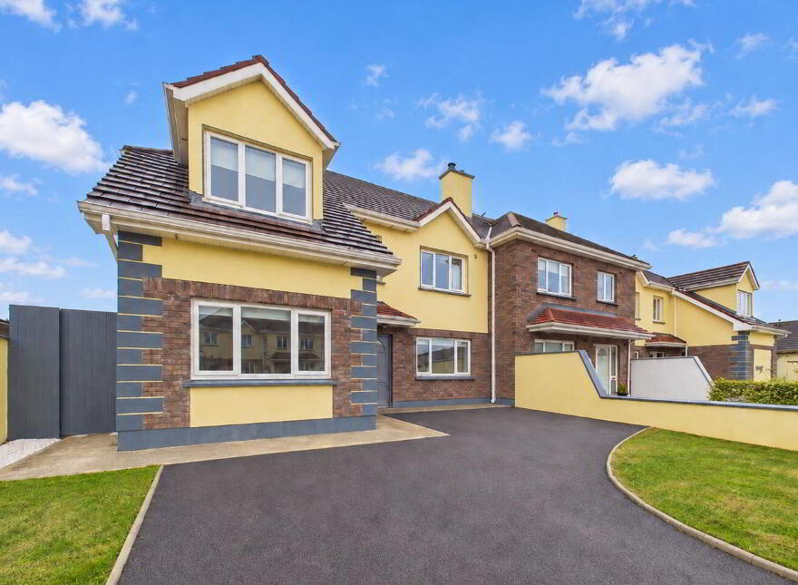 23 Abbeyfield, Ballaghaderreen, F45Y962