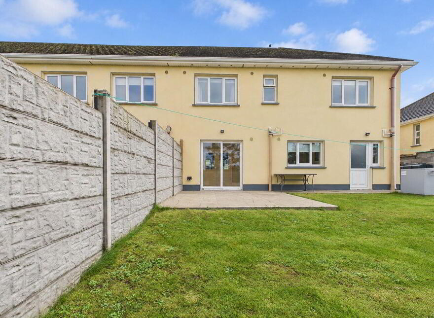23 Abbeyfield, Ballaghaderreen, F45Y962