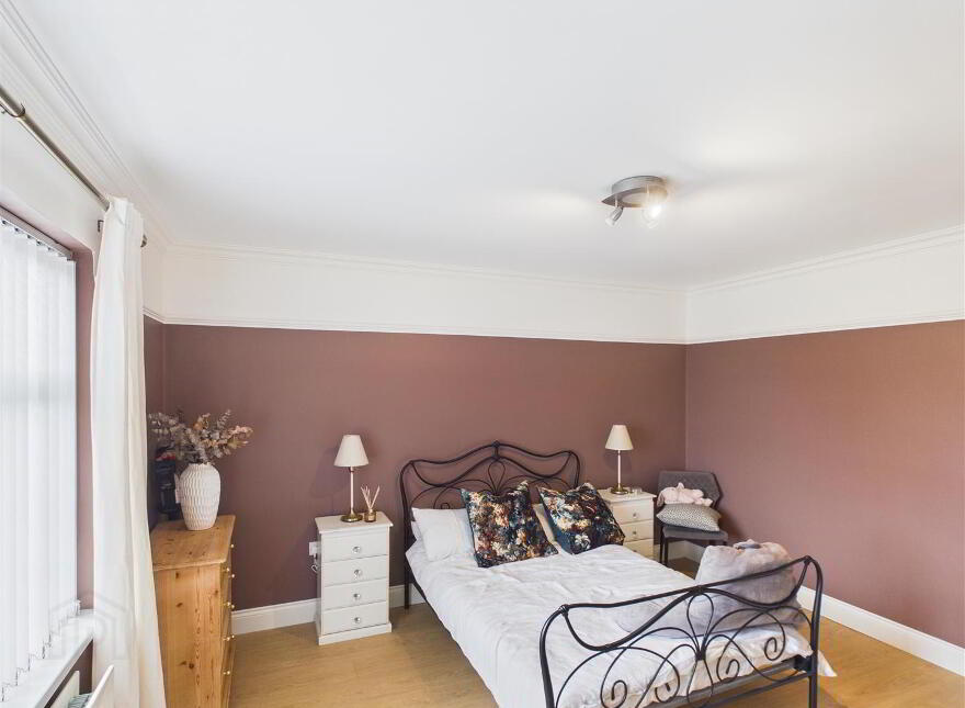 5 Petrie Place, Limavady, BT49 0GB