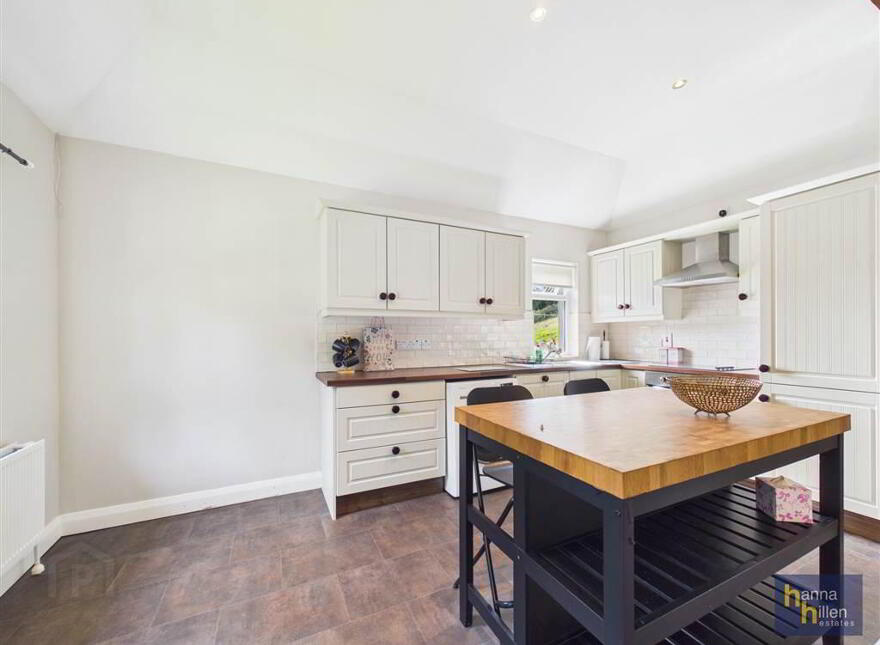 10 Drumbanagher Road, Jerrettspass, Newry, BT35 6LR