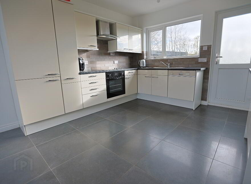 18 Edenderry Park, Banbridge, BT32 3AX