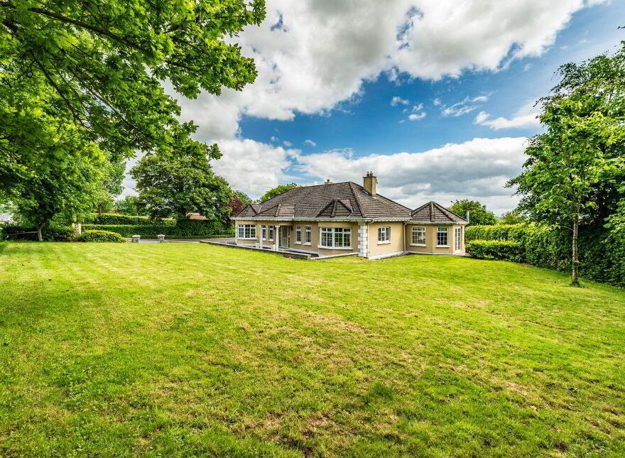 Fox Cover View, Lughill, Monasterevin, W34V244