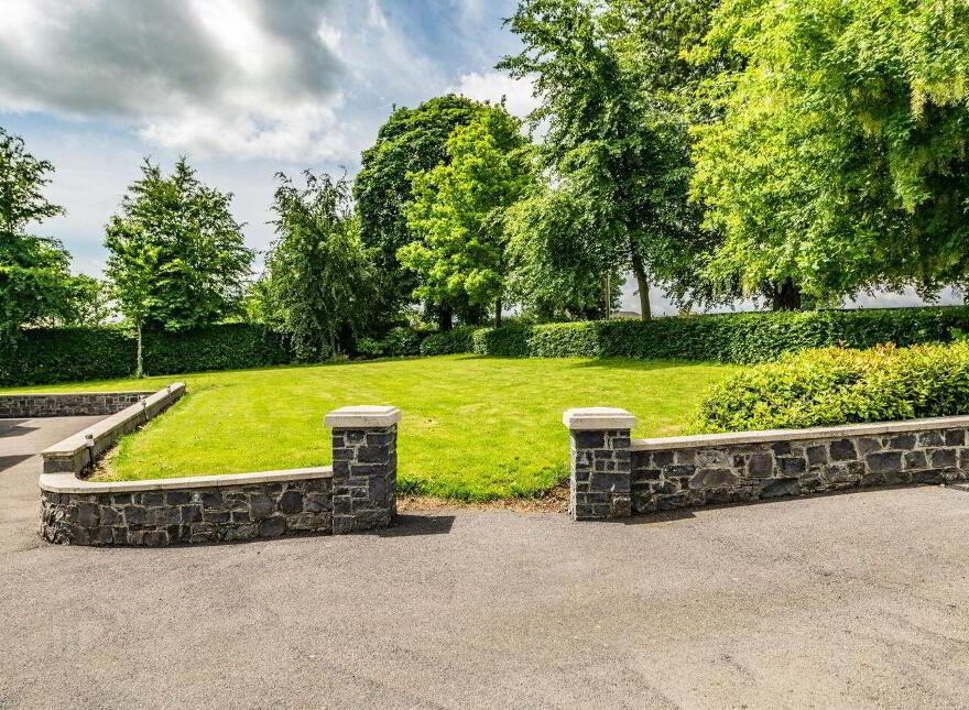 Fox Cover View, Lughill, Monasterevin, W34V244