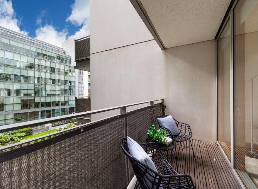 11 Baltrasna House, Spencer Dock, Dublin 1, D01XW11