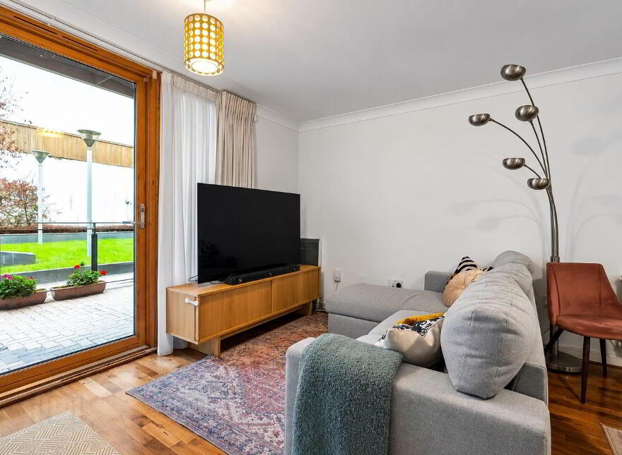 Apartment 3 Block, Mellowes Quay, Usher Street, Dublin 8, D08A5Y3
