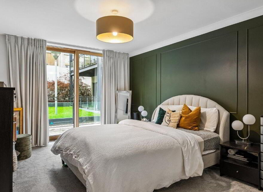 Apartment 3 Block, Mellowes Quay, Usher Street, Dublin 8, D08A5Y3