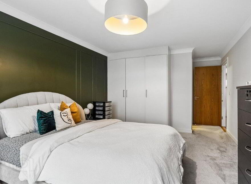Apartment 3 Block, Mellowes Quay, Usher Street, Dublin 8, D08A5Y3