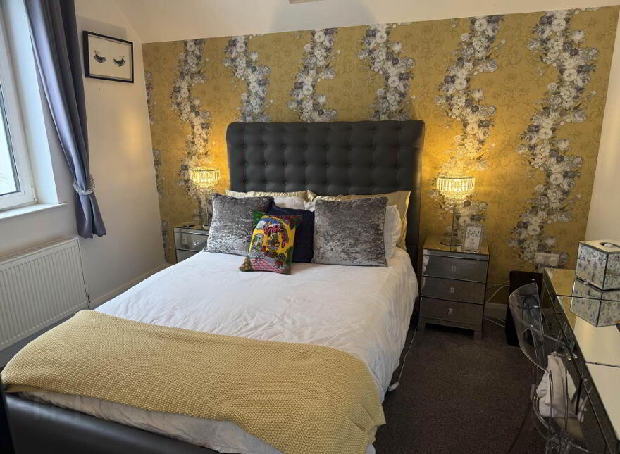 154 Larne Road, Carrickfergus, BT38 7NL