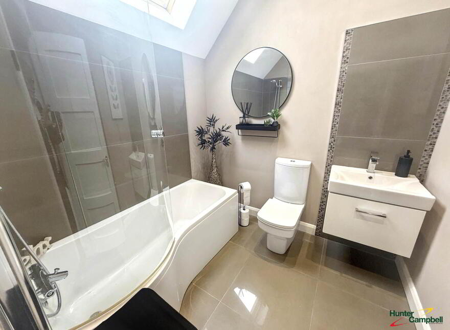 154 Larne Road, Carrickfergus, BT38 7NL